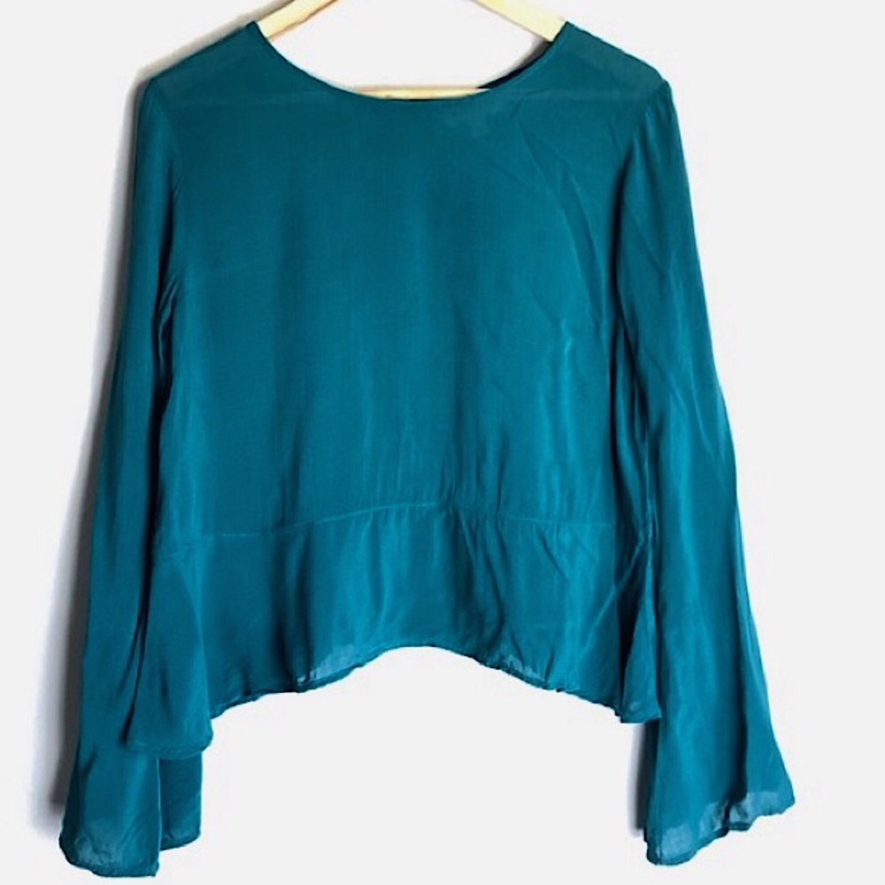 Vintage Cloth & Stone Button Back Peplum Top